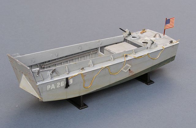 Airfix LCVP Higgins Boat - Omaha Beach, D-Day